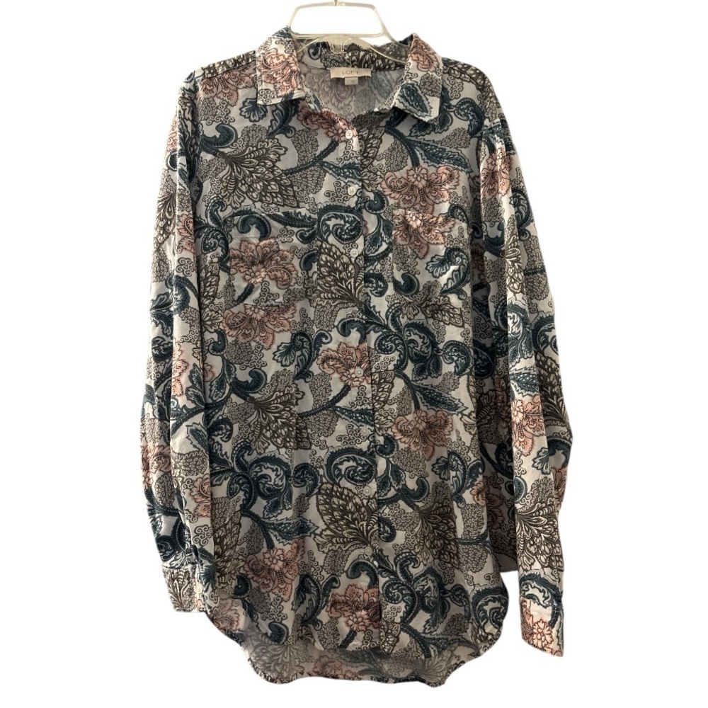 LOFT buttondown shirt, soft muted paisley colors, size Large. Slightly oversized